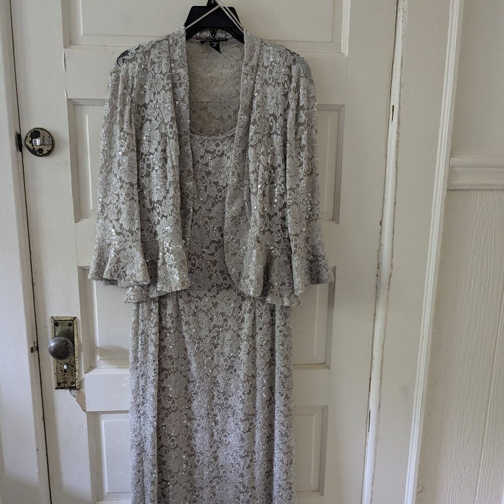 Wedding/Mother of the Bride/Special Occasion 2-Piece Dress Set Size 8